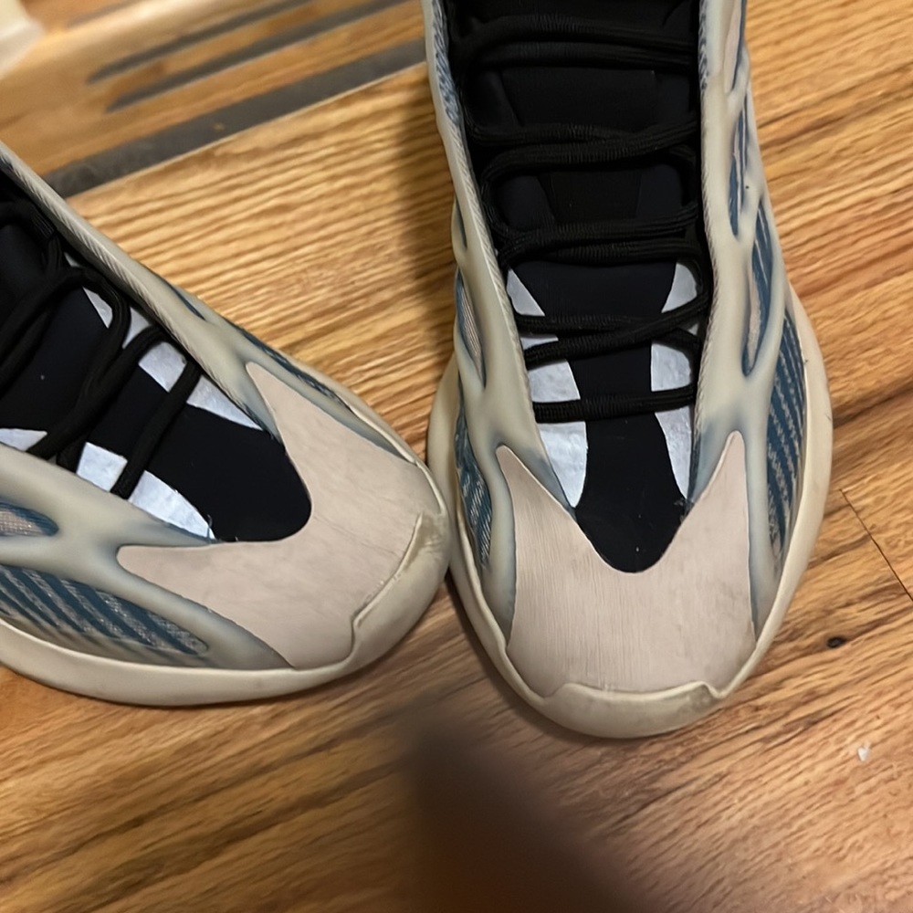 Marks No Sole Inside But Good Condition Great Sneakers/A View 6